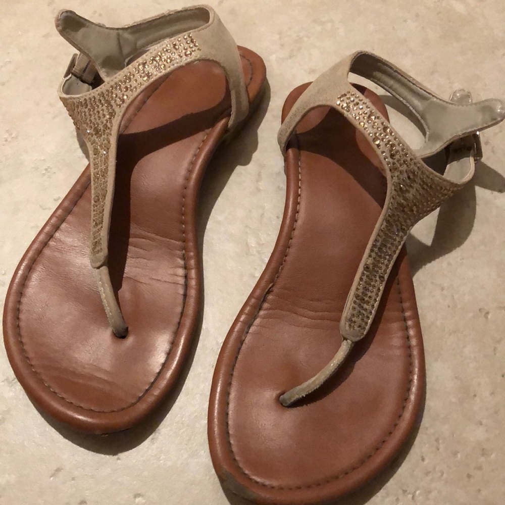 Gold/Tan Sandals